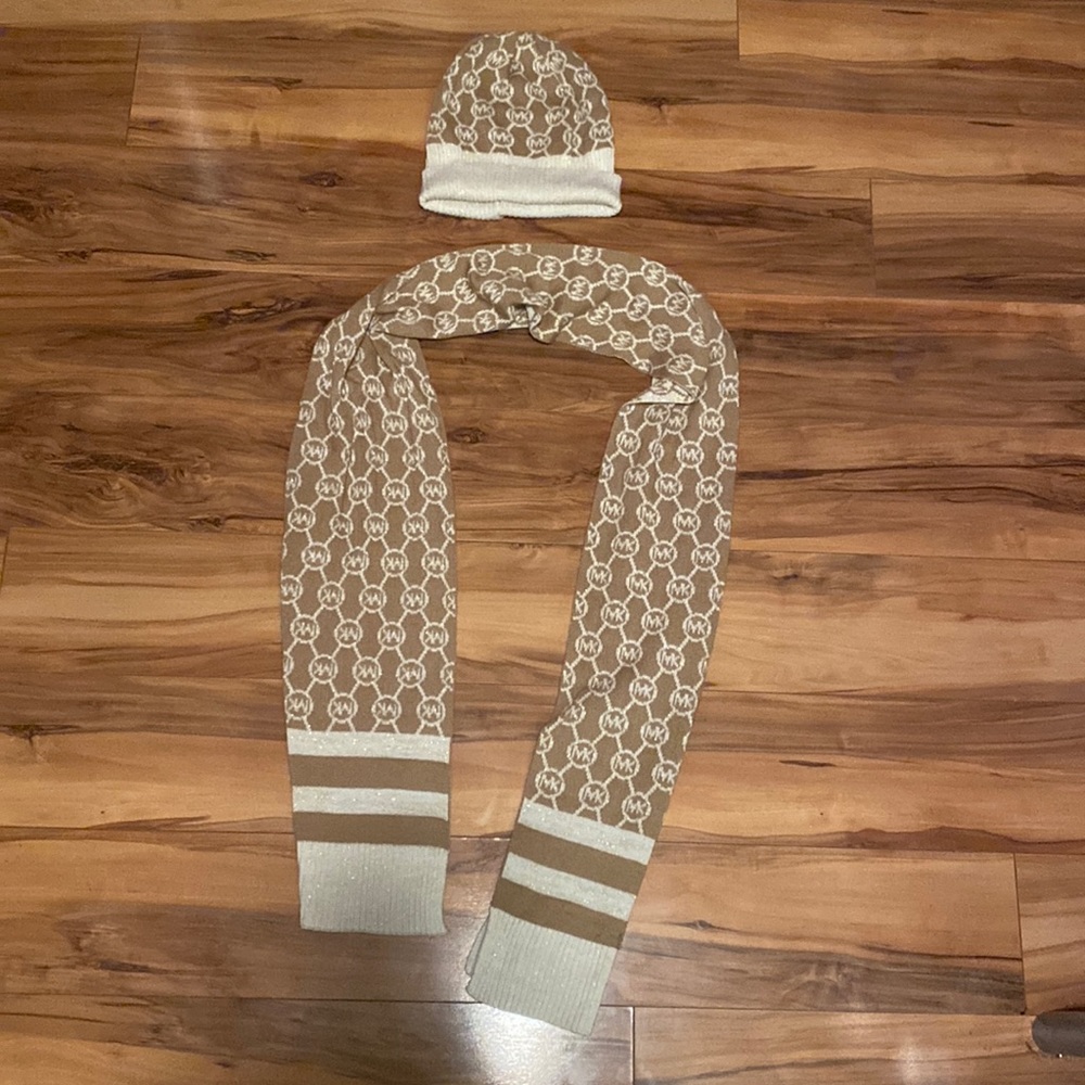 NWOT Michael Kors Scarf & Matching Beanie!